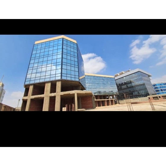 المولات وجهات زجاج 