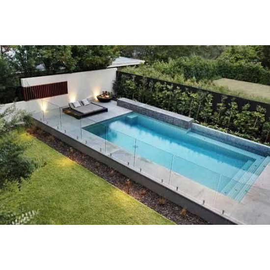 المولات وجهات زجاج 